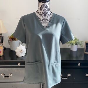 FIGS Technical Collection Scrubs Top Size Medium